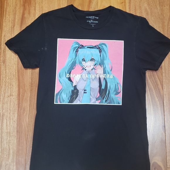 Minecraft/Anime T-shirt Bundle - Picture 8 of 12